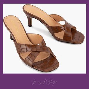 Greatonu | Textured Brown Kitten Heel Slip on Sandal | Size: 7